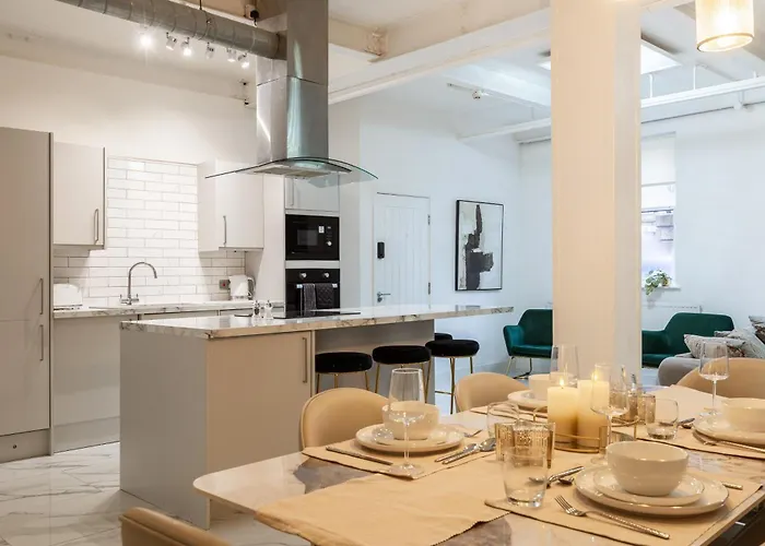 Skyway Luxury With Jacuzzi Appartement *