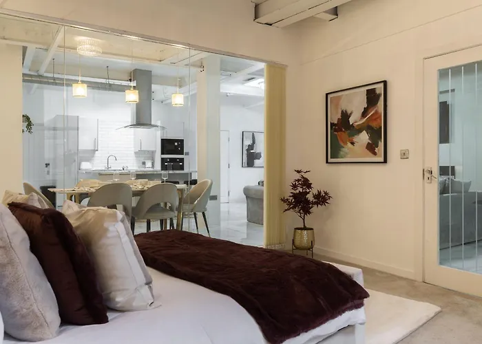 Apartment Skyway Luxury With Jacuzzi