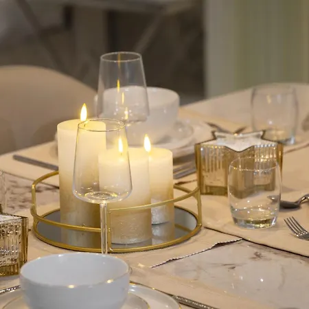 Skyway Luxury With Jacuzzi 公寓 布雷得佛